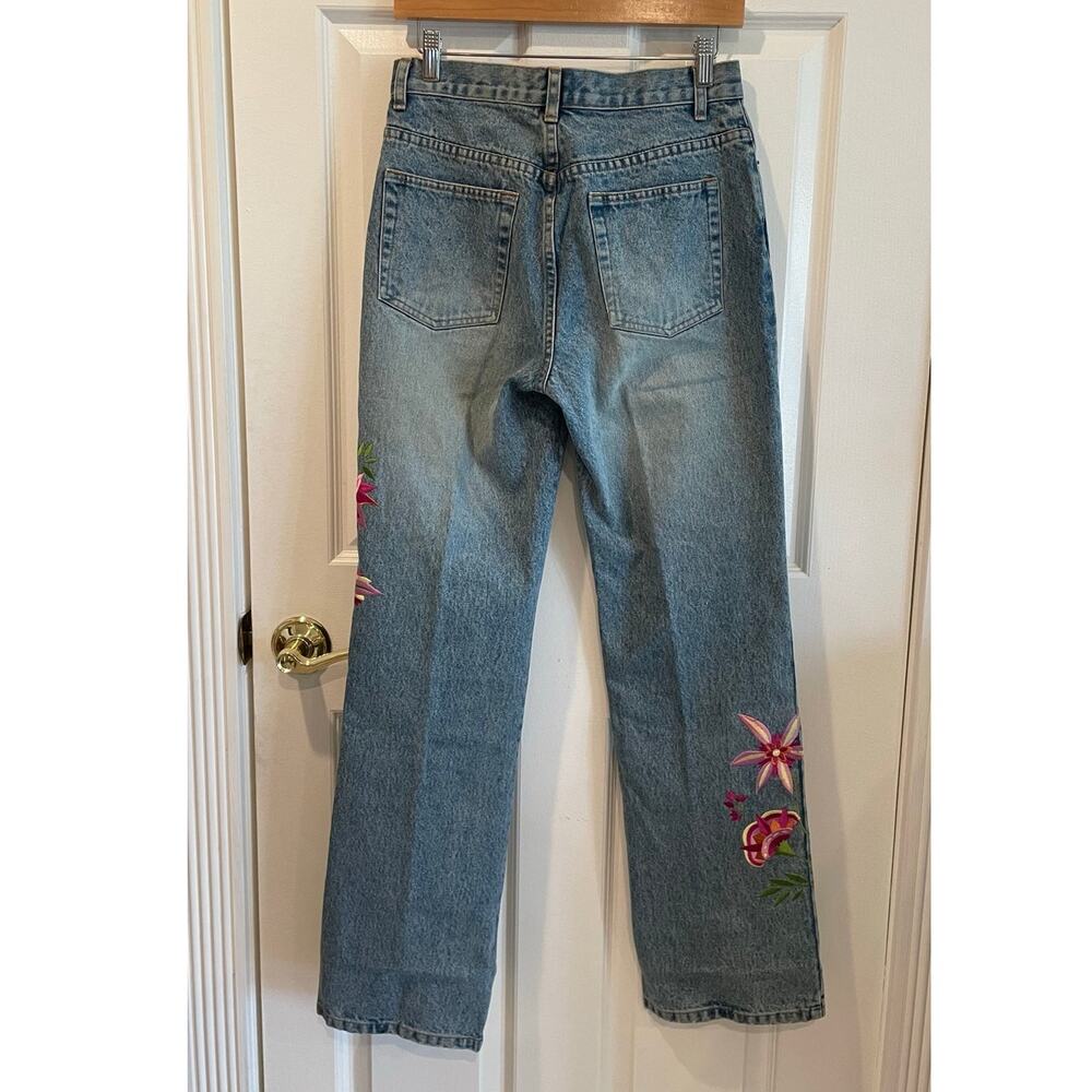 Sloane St. Embroidered Floral Jeans Light Wash Denim Straight Leg Retro Y2K Boho - Picture 6 of 9